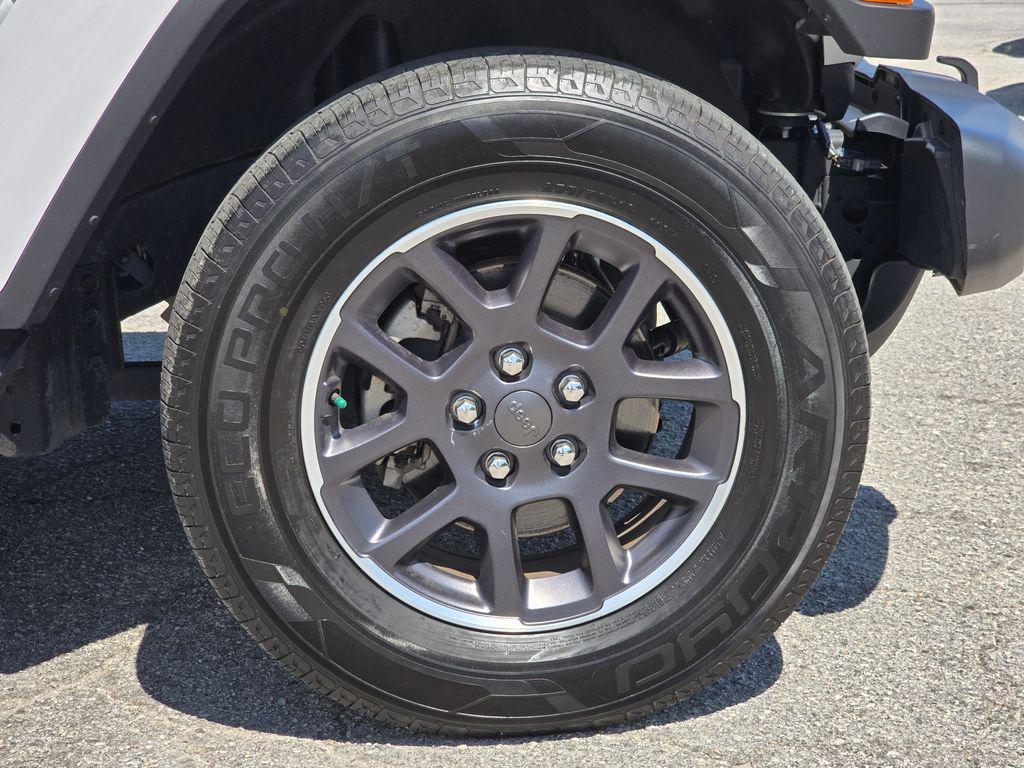 used 2023 Jeep Gladiator car, priced at $31,200