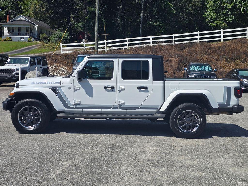 used 2023 Jeep Gladiator car, priced at $31,200