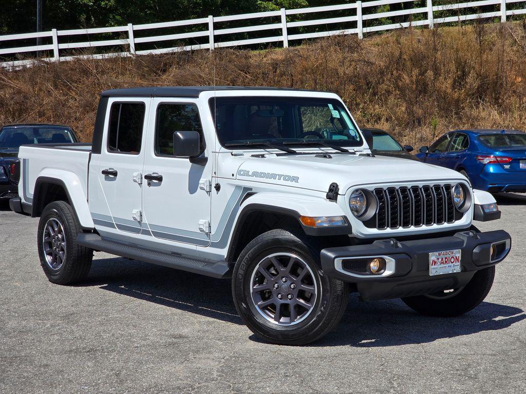used 2023 Jeep Gladiator car, priced at $31,200
