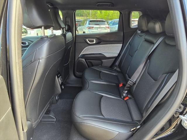 new 2025 Jeep Compass car, priced at $26,617