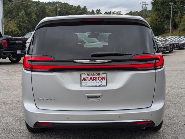 new 2024 Chrysler Pacifica car, priced at $37,336