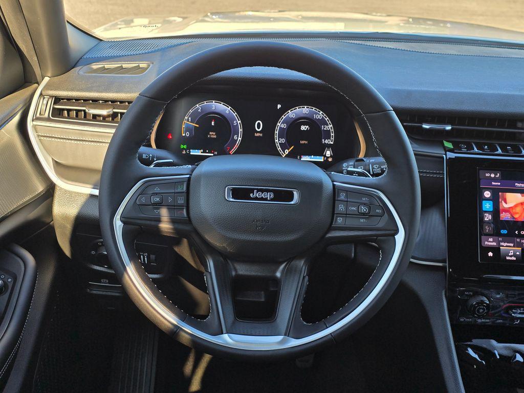 new 2025 Jeep Grand Cherokee car, priced at $37,184