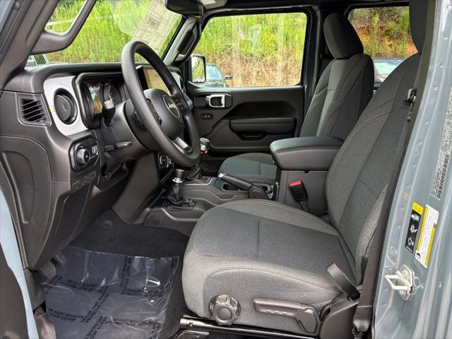 new 2025 Jeep Wrangler car, priced at $38,960
