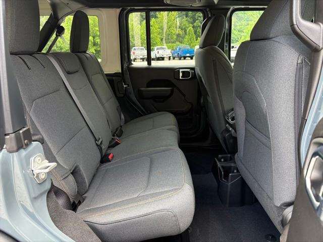 new 2025 Jeep Wrangler car, priced at $38,960