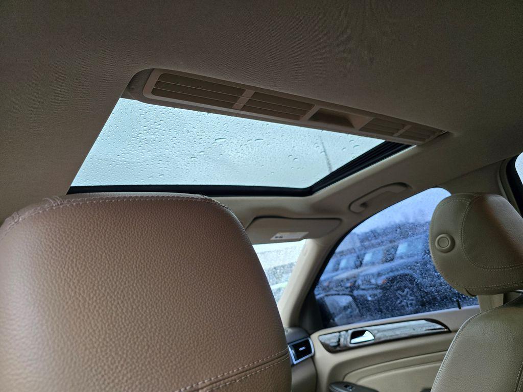 used 2012 Mercedes-Benz M-Class car, priced at $10,990