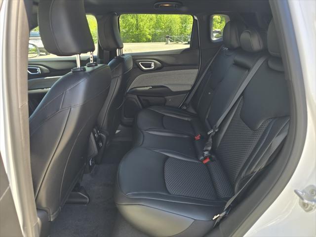 new 2025 Jeep Compass car, priced at $26,058
