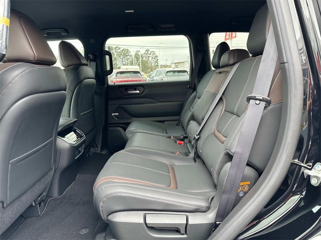 new 2025 Nissan Armada car, priced at $65,930