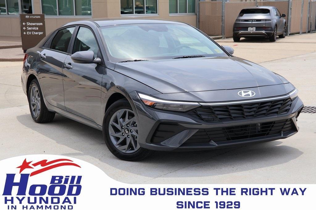 new 2025 Hyundai ELANTRA HEV car, priced at $25,181