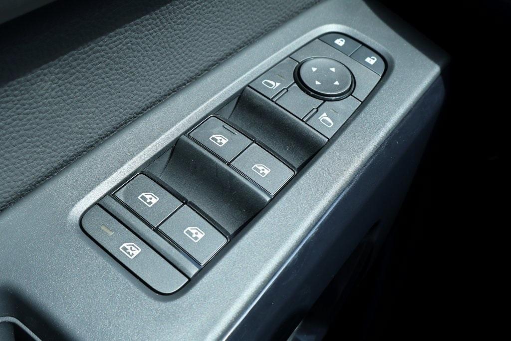 new 2025 Nissan Pathfinder car, priced at $30,970