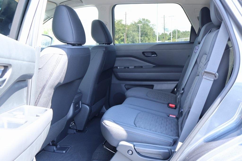 new 2025 Nissan Pathfinder car, priced at $30,970