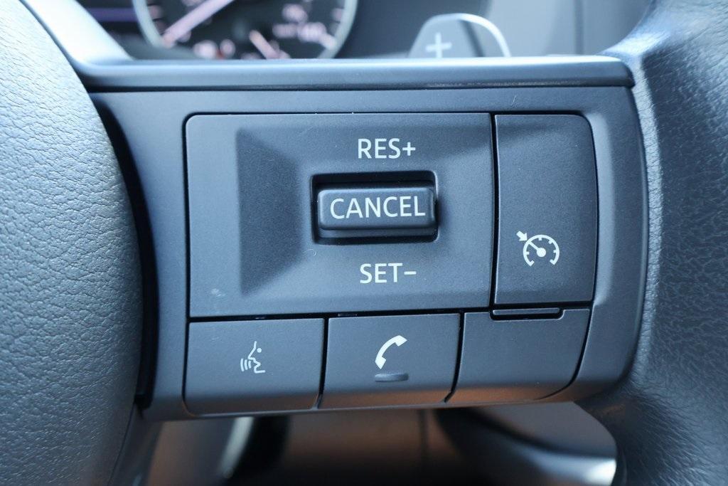 new 2025 Nissan Pathfinder car, priced at $30,970