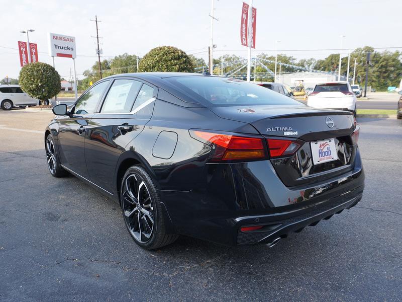 new 2025 Nissan Altima car, priced at $30,315