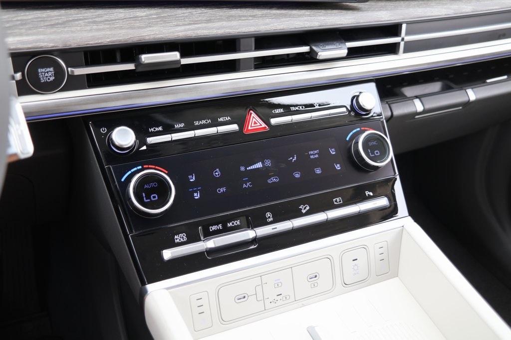 new 2025 Hyundai Santa Fe car, priced at $46,659