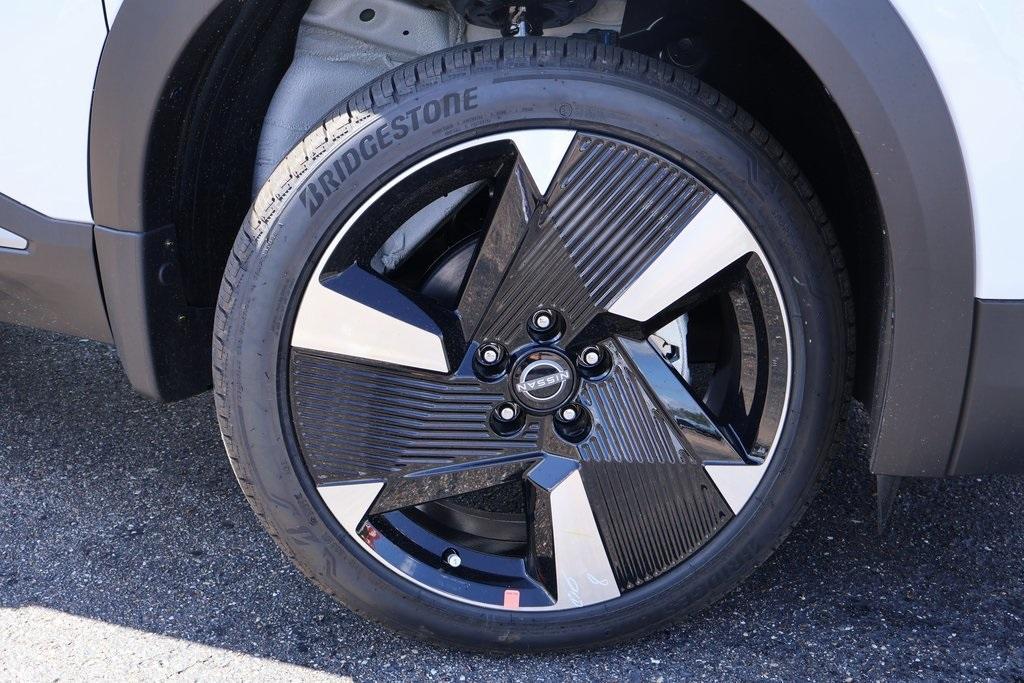 new 2026 Nissan Kicks car, priced at $30,184