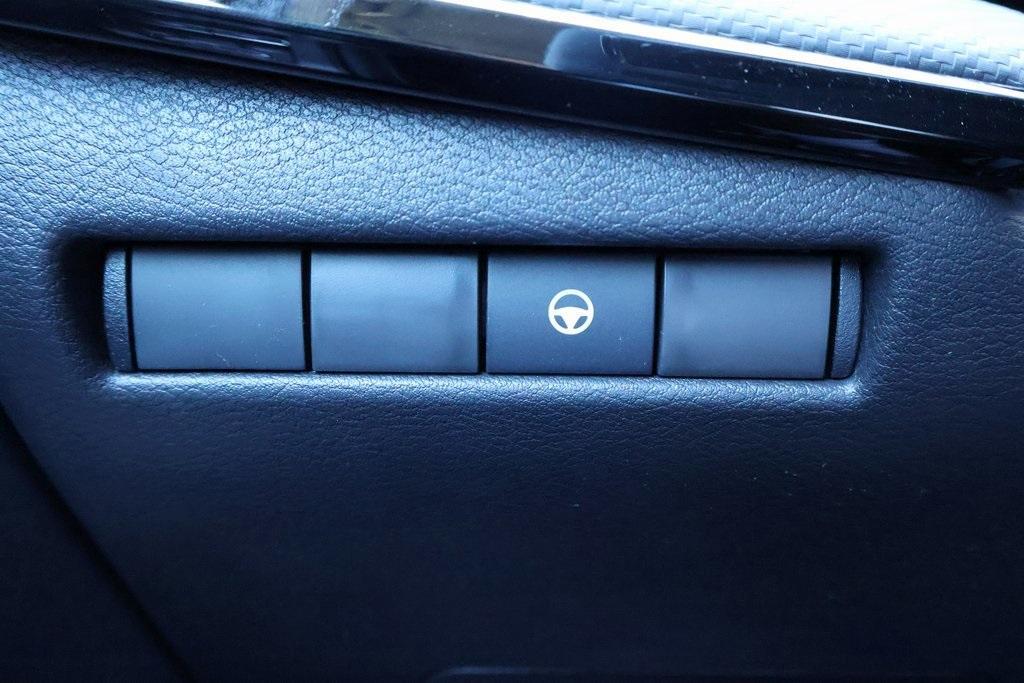 new 2026 Nissan Kicks car, priced at $30,184
