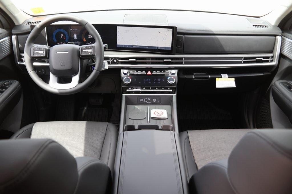 new 2025 Hyundai Santa Fe car, priced at $39,918