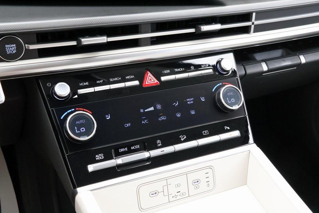 new 2025 Hyundai Santa Fe car, priced at $37,329