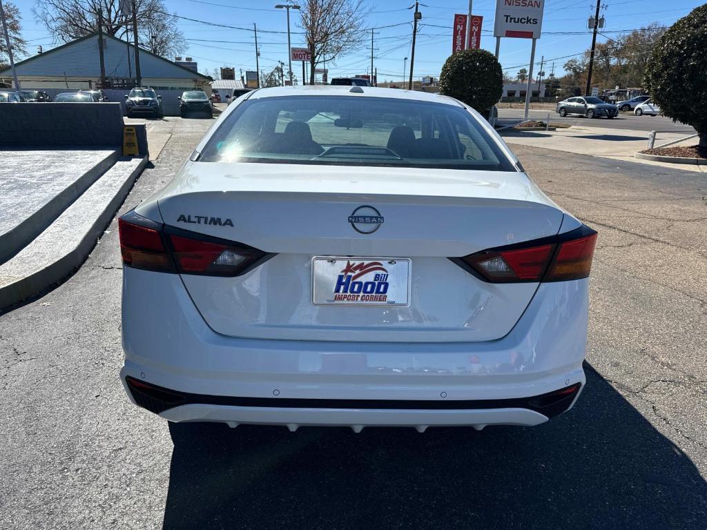 new 2025 Nissan Altima car, priced at $27,488