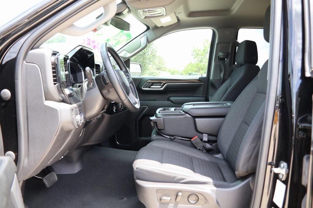 used 2024 Chevrolet Silverado 1500 car, priced at $37,848