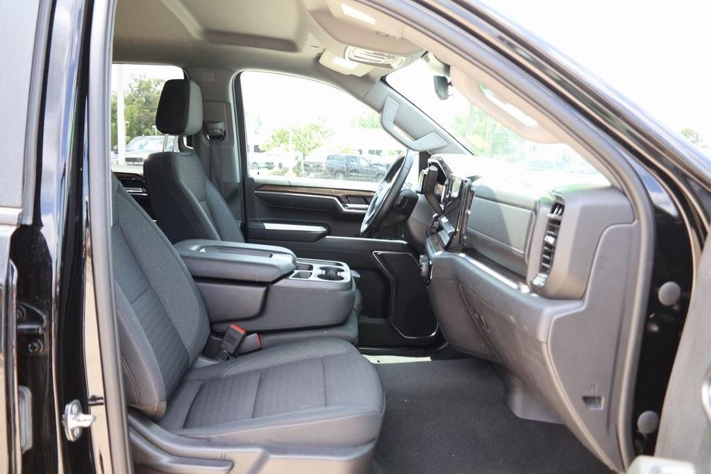 used 2024 Chevrolet Silverado 1500 car, priced at $37,848