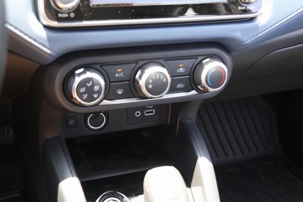 new 2025 Nissan Versa car, priced at $21,706