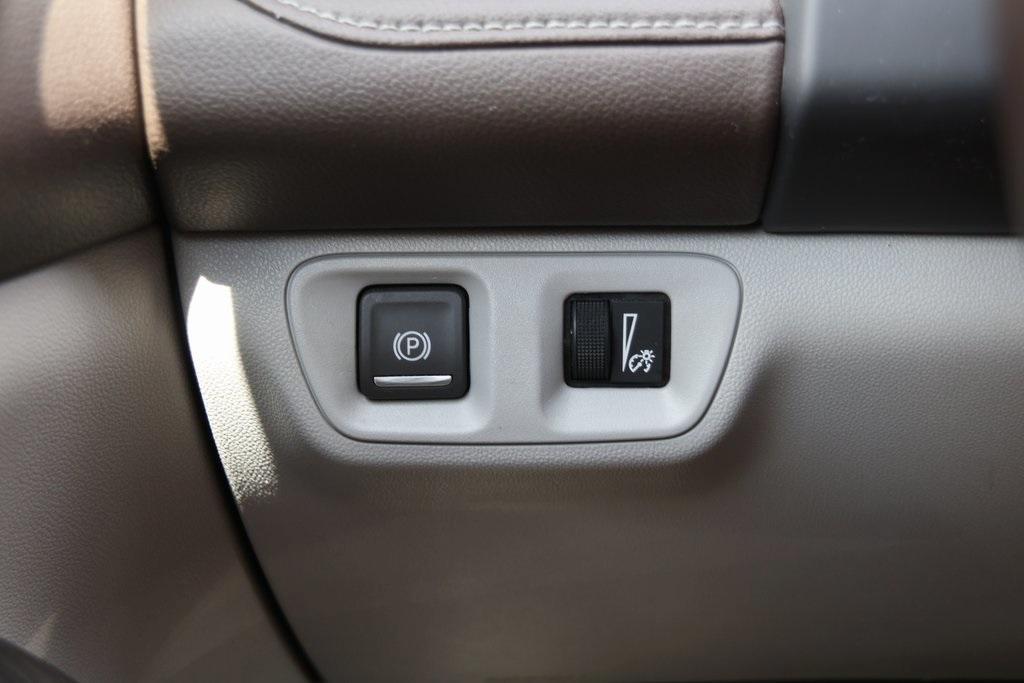 used 2023 GMC Acadia car, priced at $26,741