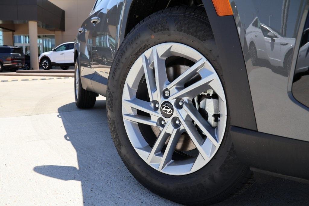 new 2025 Hyundai Tucson car, priced at $27,762