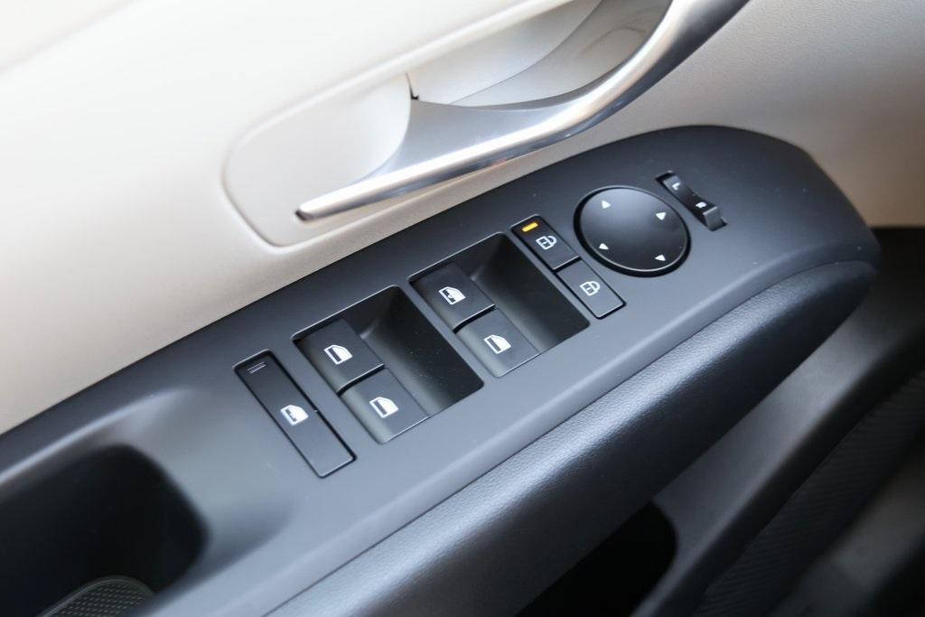 new 2025 Hyundai Tucson car, priced at $27,762