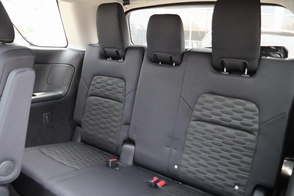 new 2025 Nissan Pathfinder car, priced at $40,002