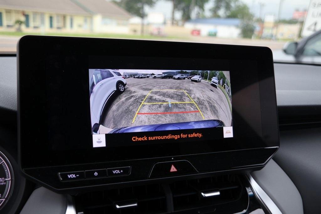 used 2024 Toyota Venza car