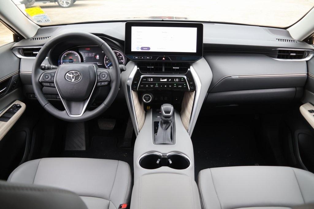used 2024 Toyota Venza car