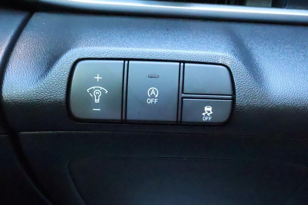 used 2025 Hyundai Elantra car, priced at $19,985