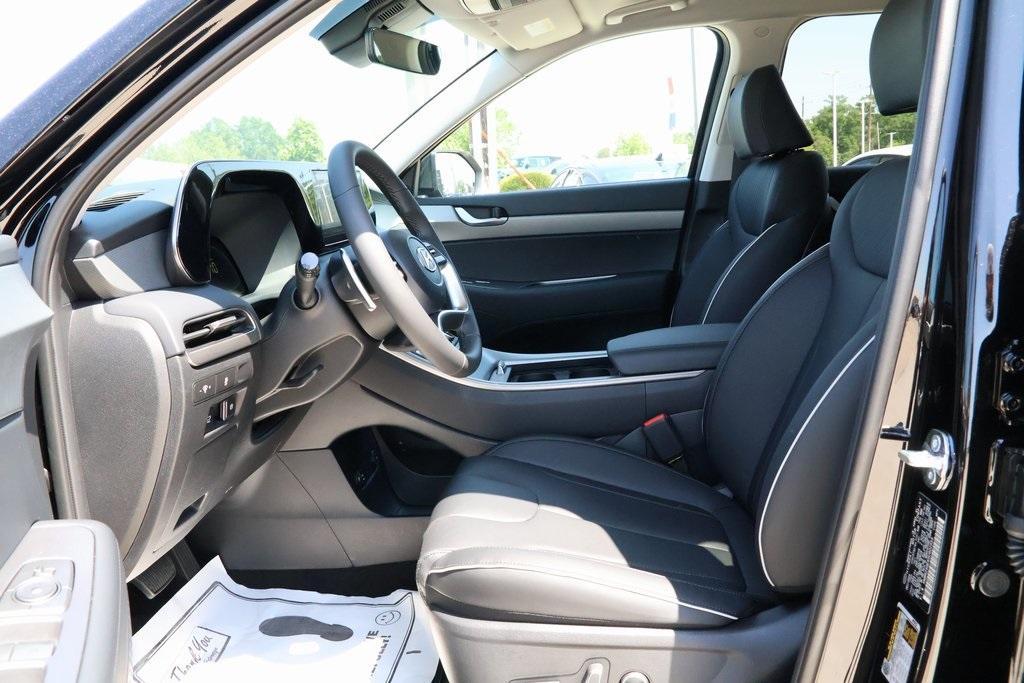 new 2025 Hyundai Palisade car, priced at $40,041