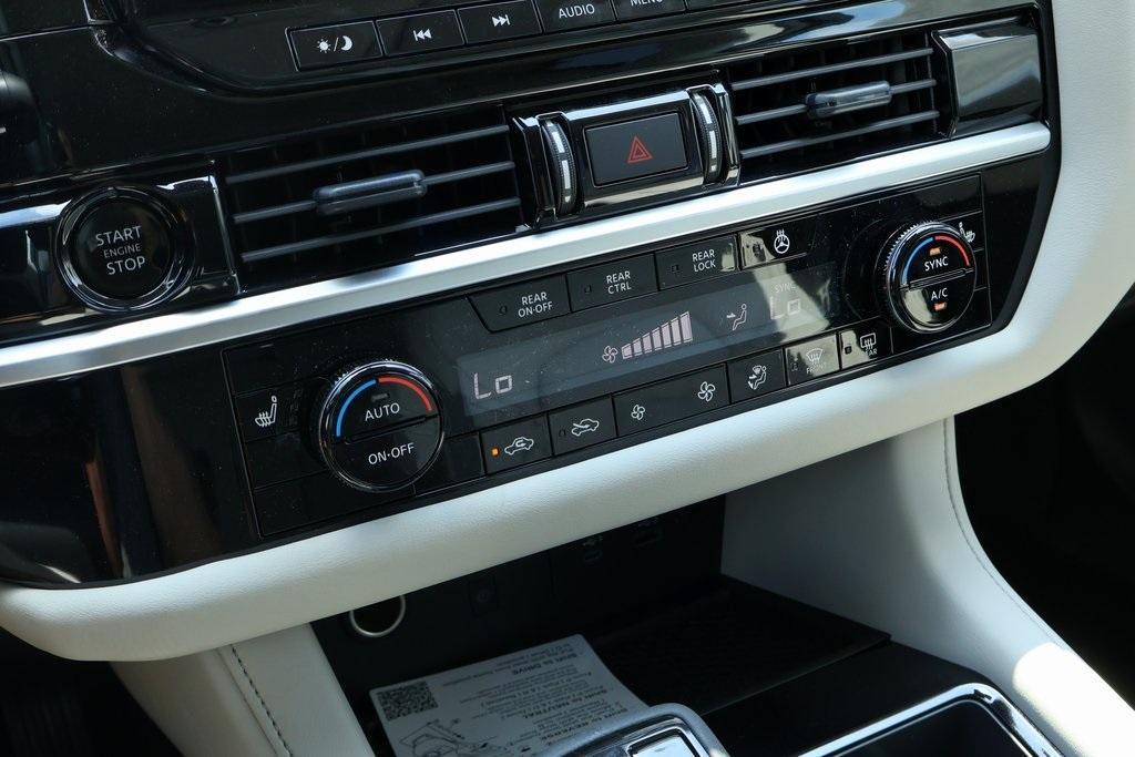 new 2025 Nissan Pathfinder car, priced at $36,160