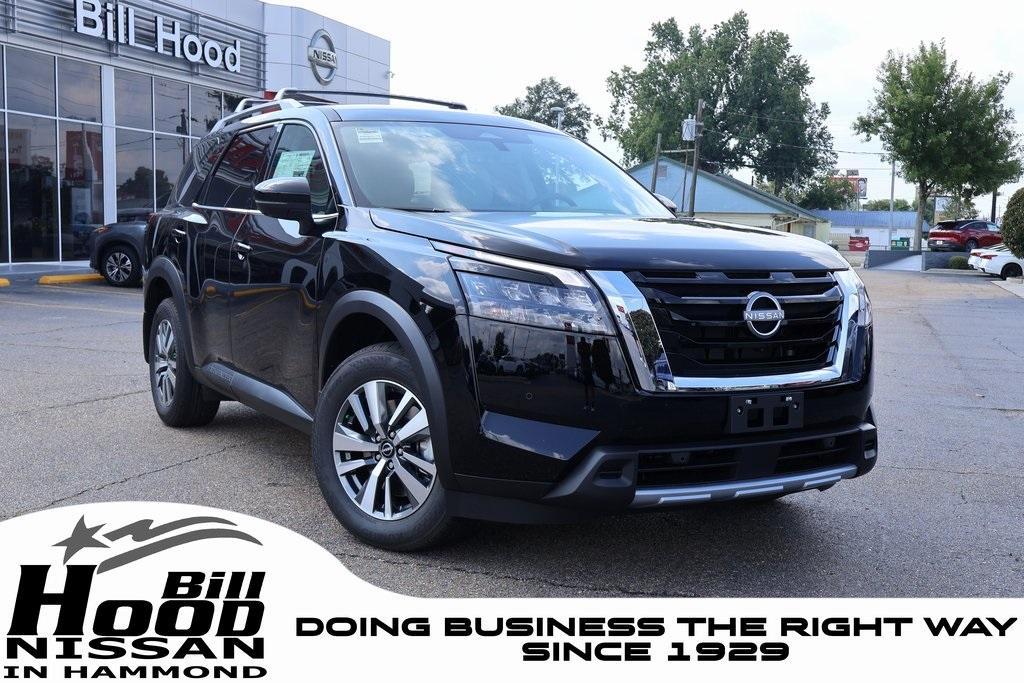 new 2025 Nissan Pathfinder car, priced at $36,160