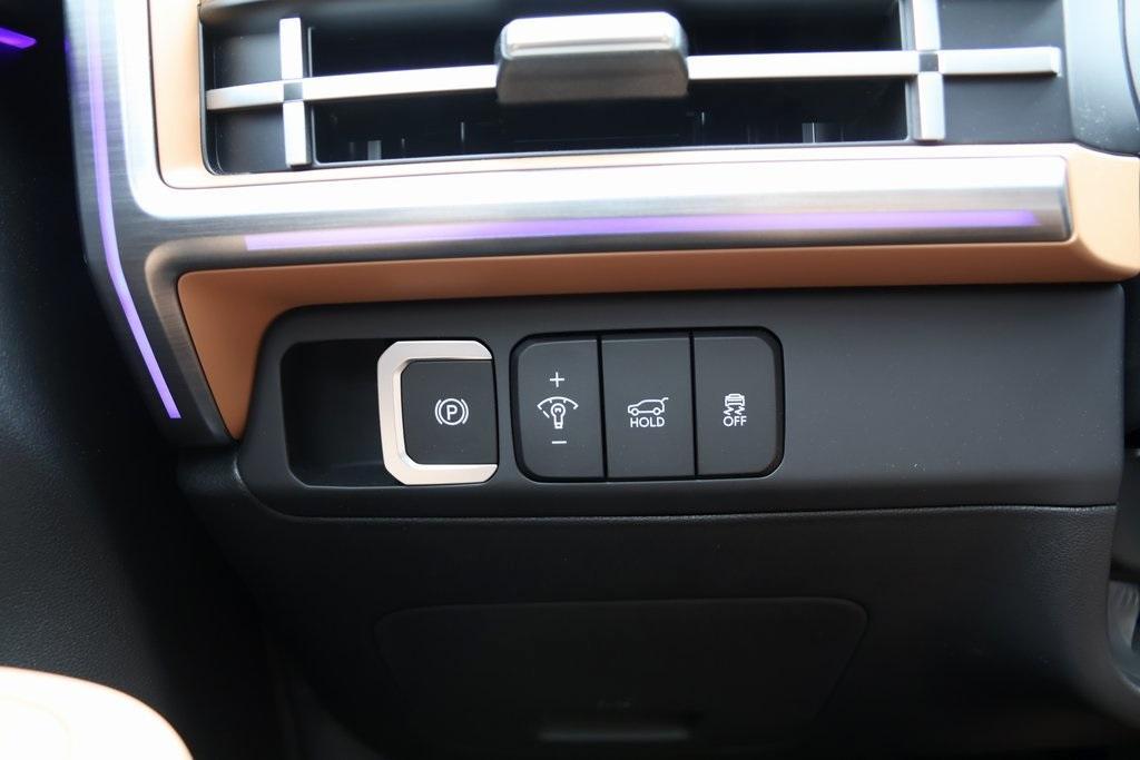 new 2025 Hyundai Santa Fe car, priced at $42,455