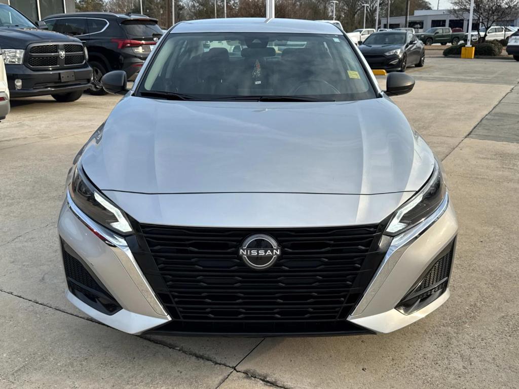 used 2024 Nissan Altima car