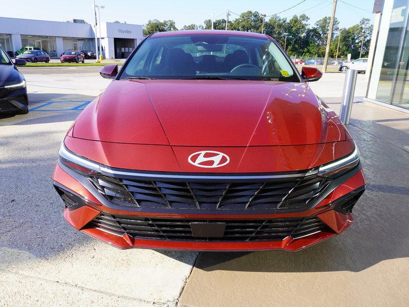 new 2024 Hyundai Elantra car, priced at $24,995