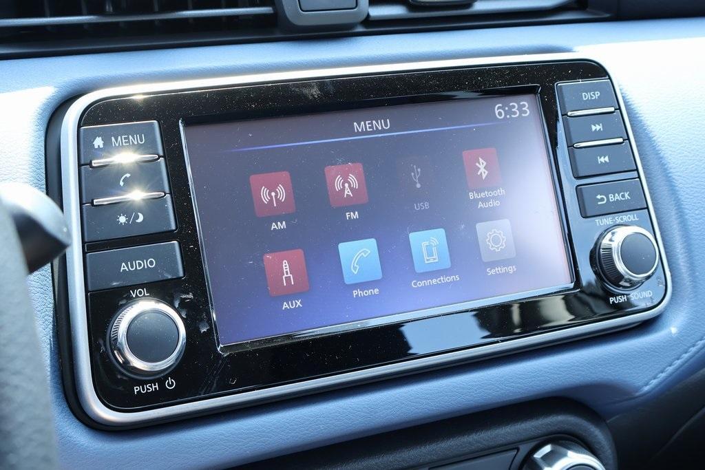 new 2025 Nissan Versa car, priced at $21,675
