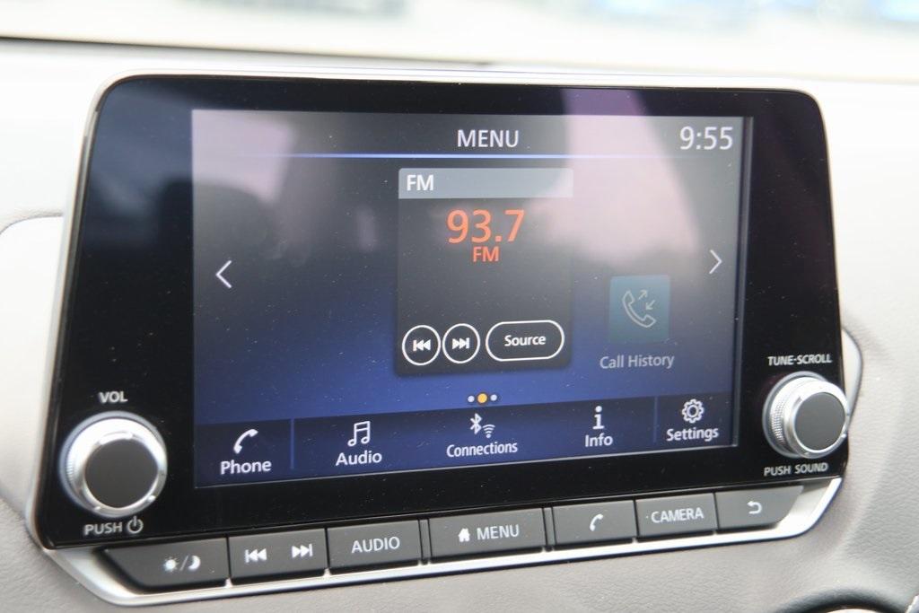 new 2025 Nissan Sentra car, priced at $23,577