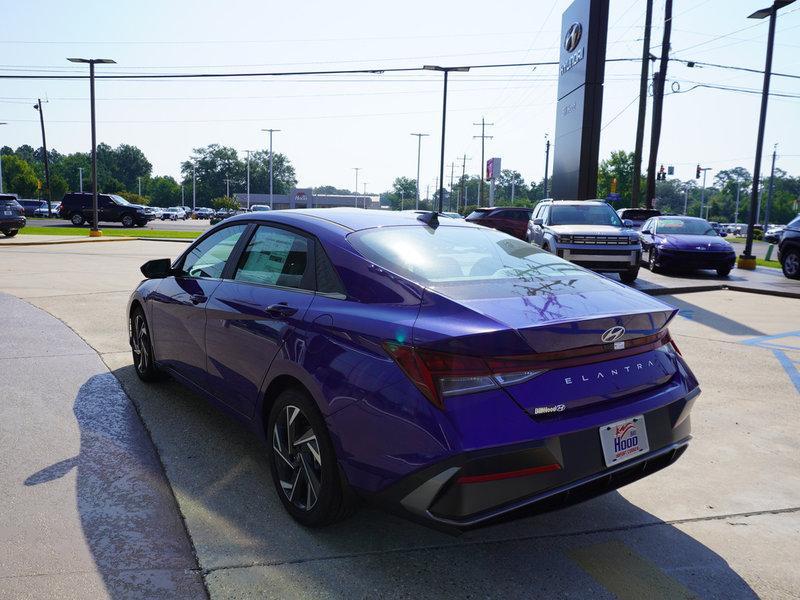 new 2024 Hyundai Elantra car, priced at $24,995