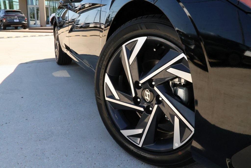 new 2025 Hyundai Elantra car, priced at $23,724