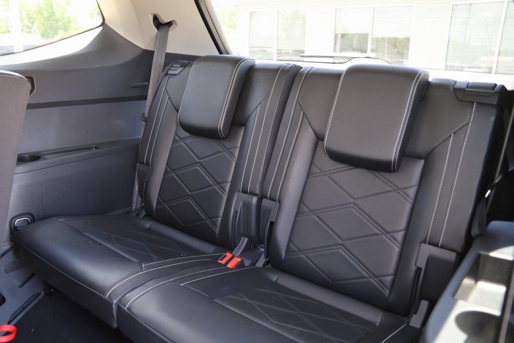 used 2024 Volkswagen Atlas car, priced at $33,912