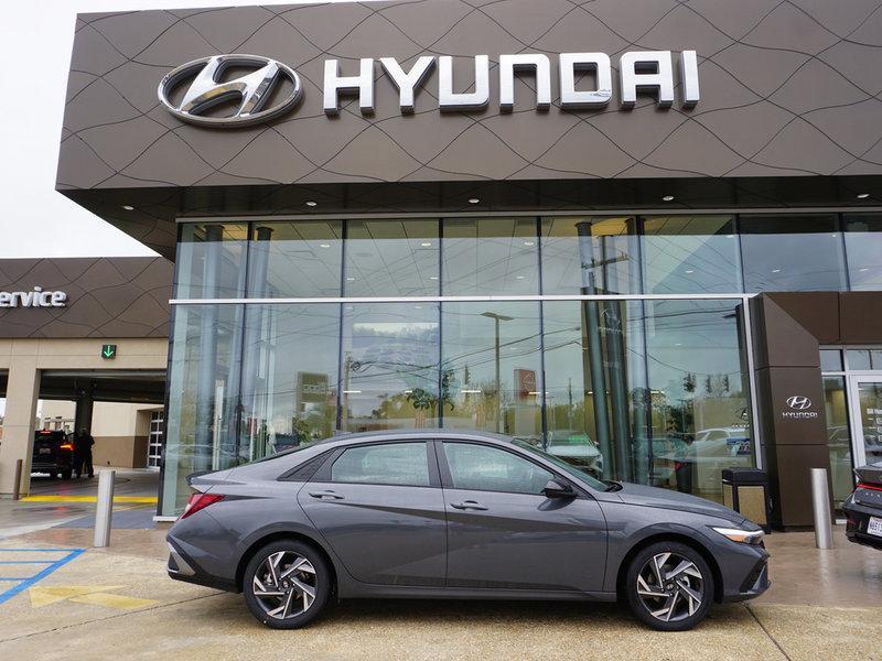 new 2025 Hyundai Elantra car, priced at $23,665