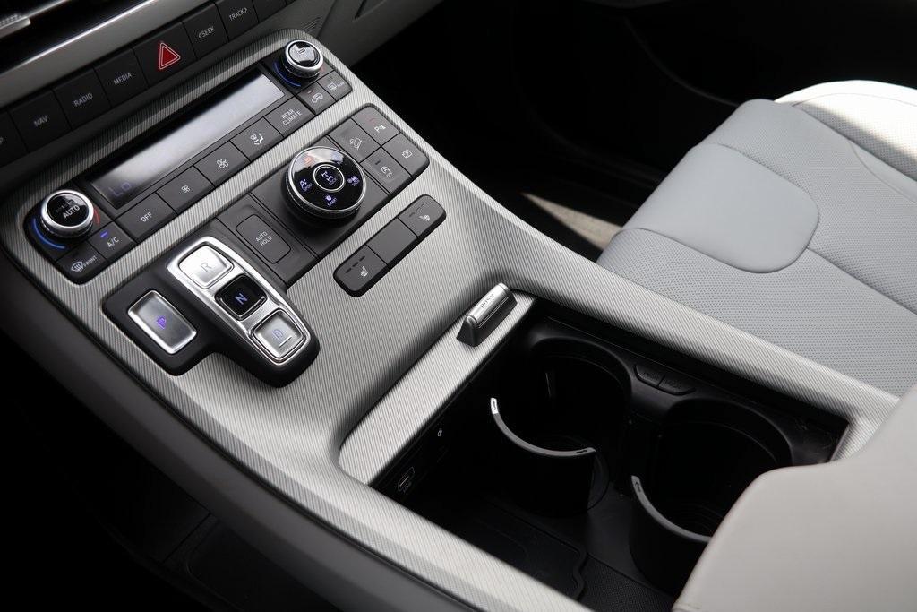 used 2025 Hyundai Palisade car, priced at $38,991