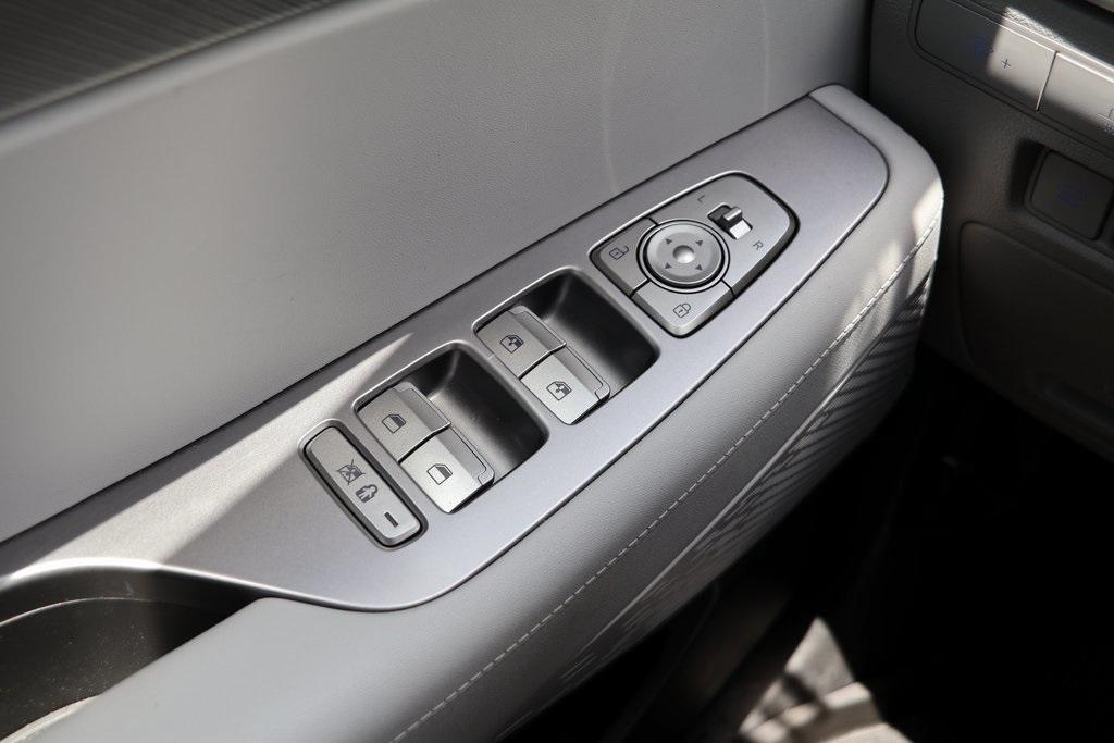 used 2025 Hyundai Palisade car, priced at $38,991