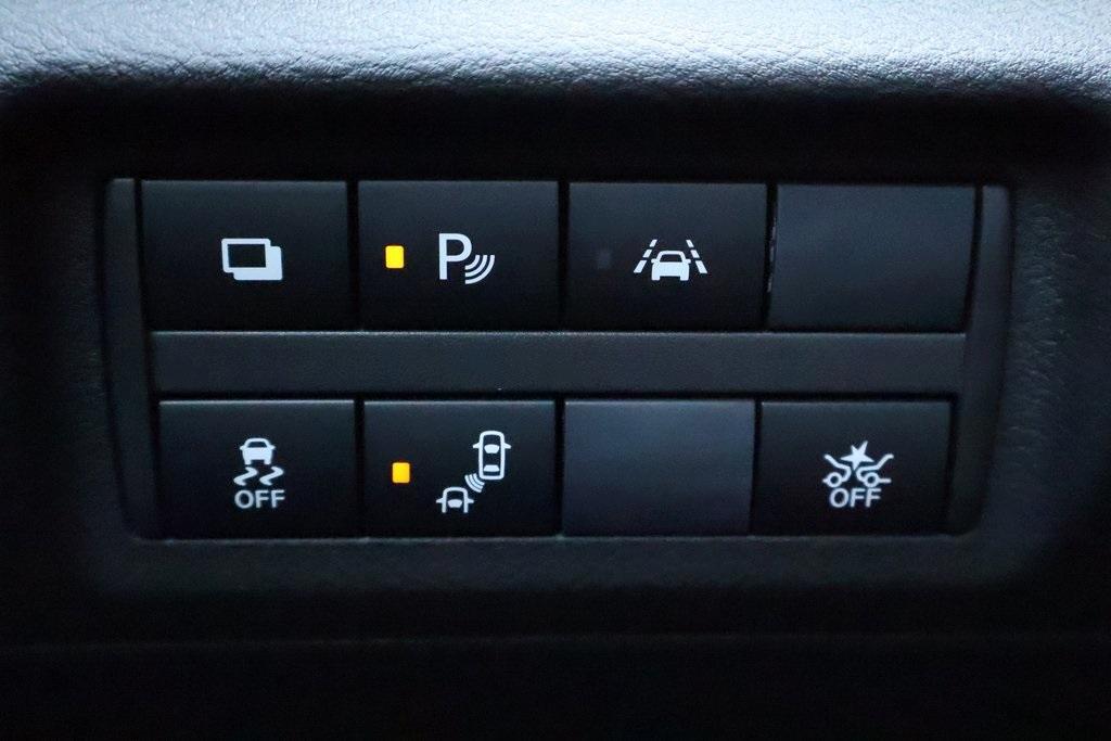 new 2025 Nissan Kicks Play car, priced at $23,294