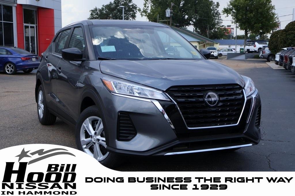 new 2025 Nissan Kicks Play car, priced at $23,294
