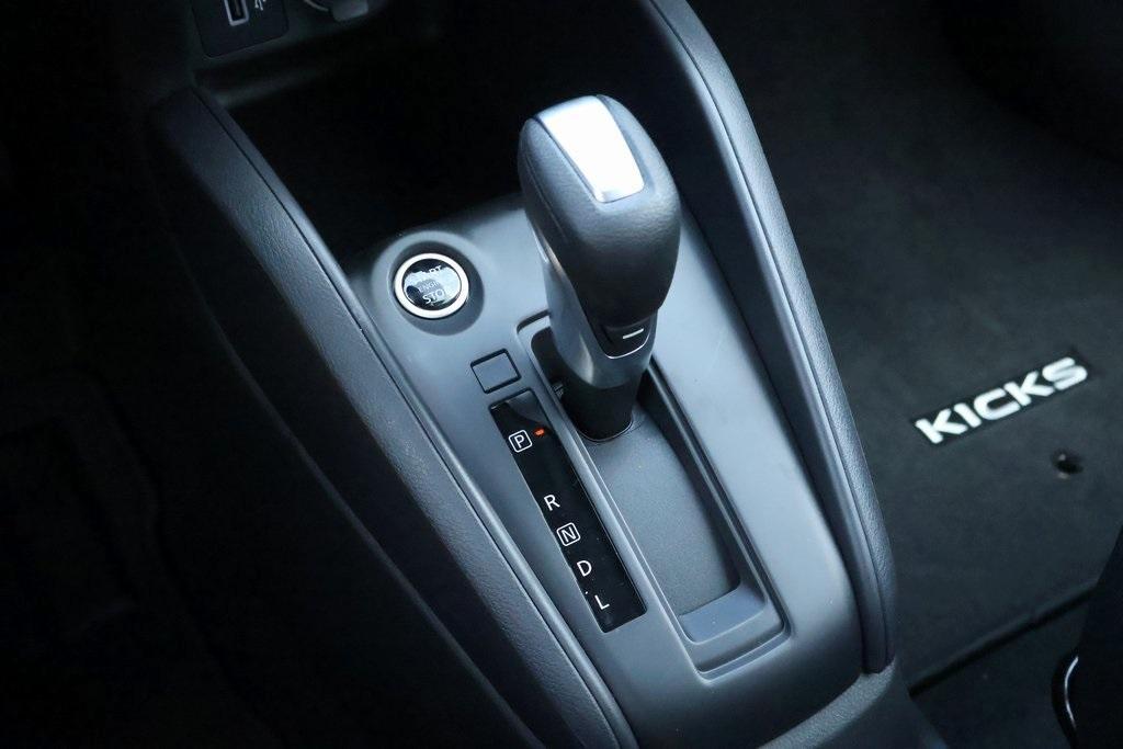 new 2025 Nissan Kicks Play car, priced at $23,294