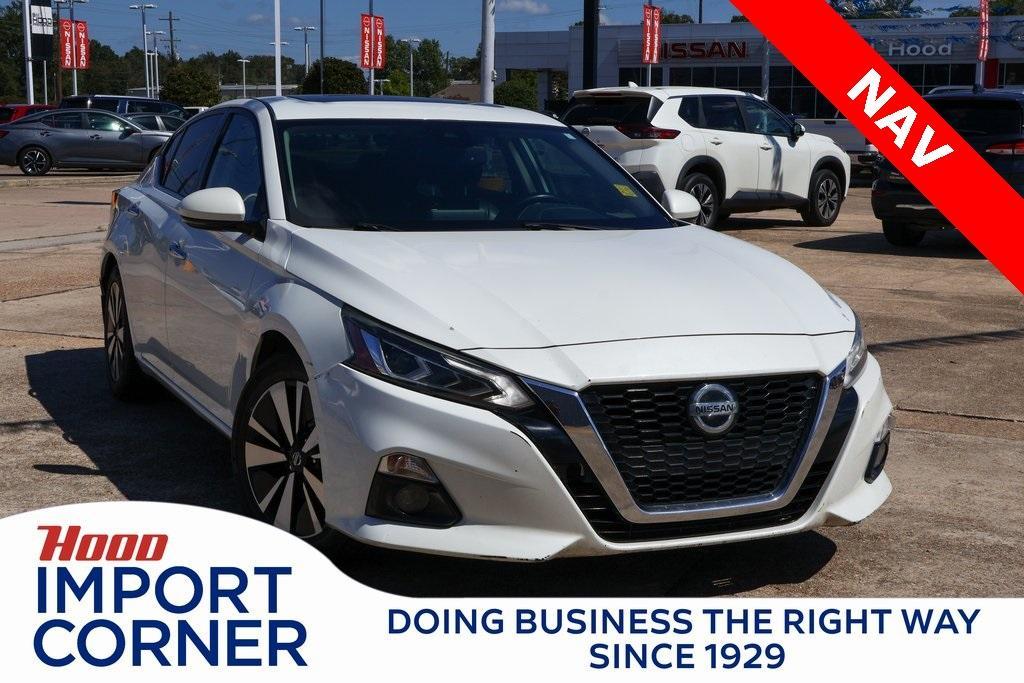 used 2019 Nissan Altima car, priced at $10,950